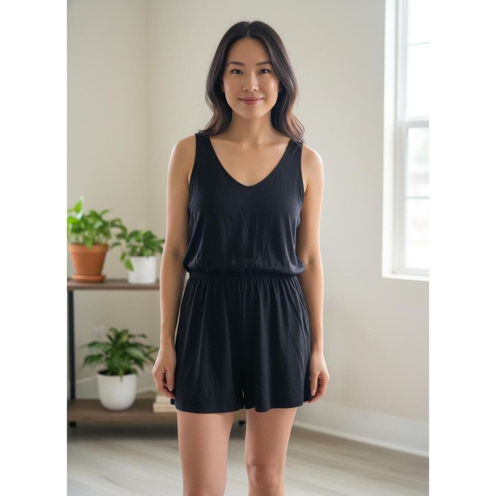 Ododos Black Sleeveless Romper with Elastic Waist - Medium